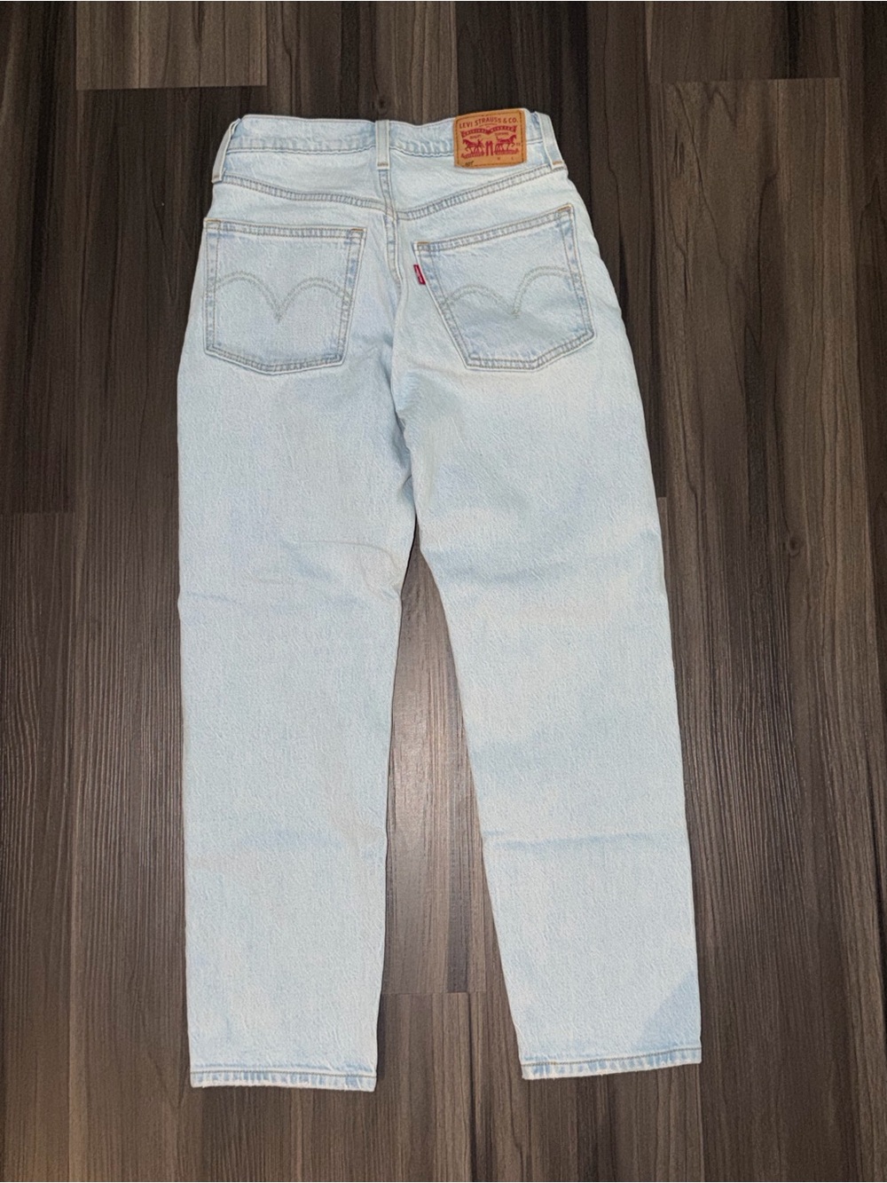 Levi's 501’s Women's Light Wash Straight-Leg Jeans